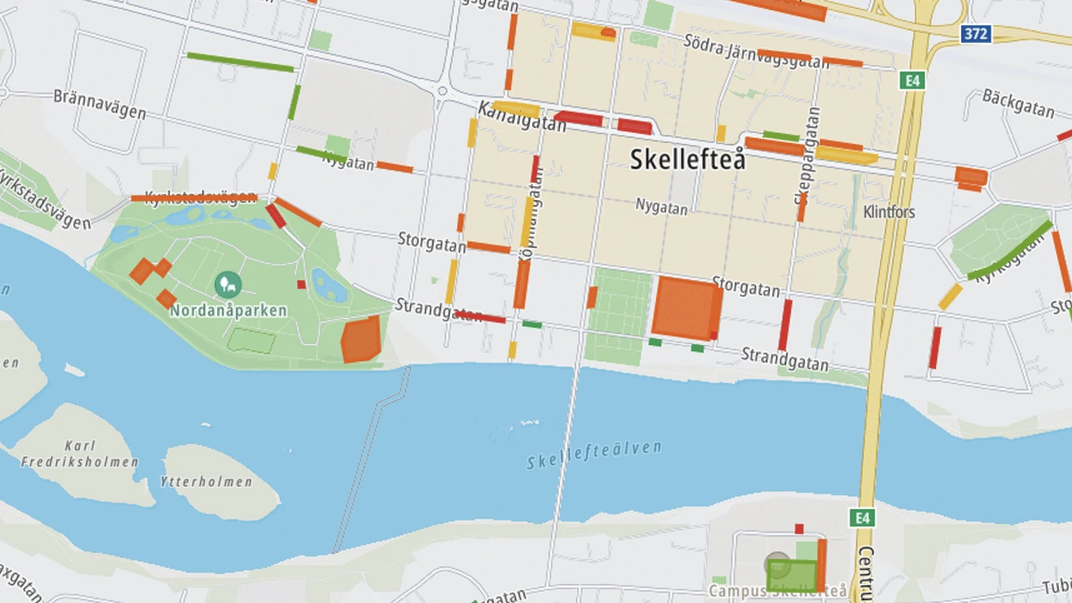 Citylytics parking map with street sections coloured by occupancy